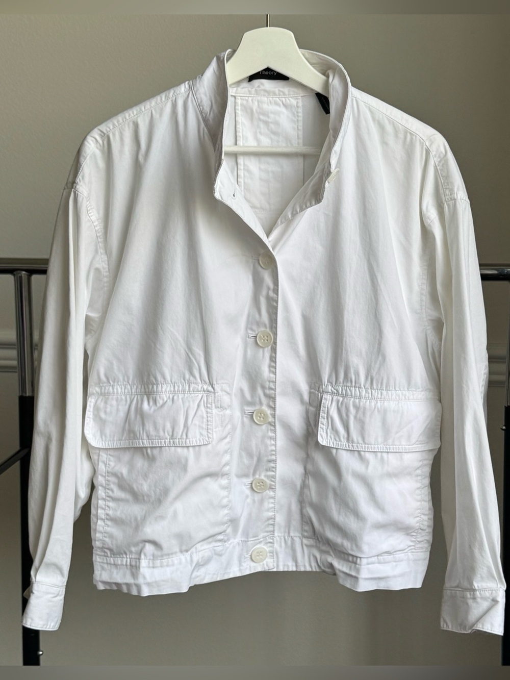 Theory White Button-Front Utility Jacket Size Large Pre=Owned